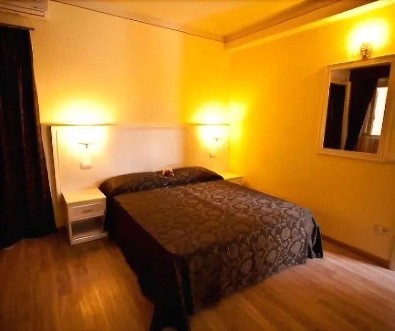 Hotel Il Monte Монте-Сан-Савино