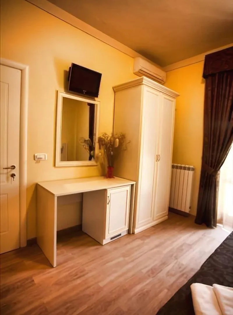 Hotel Il Monte Монте-Сан-Савино 3*,  Италия