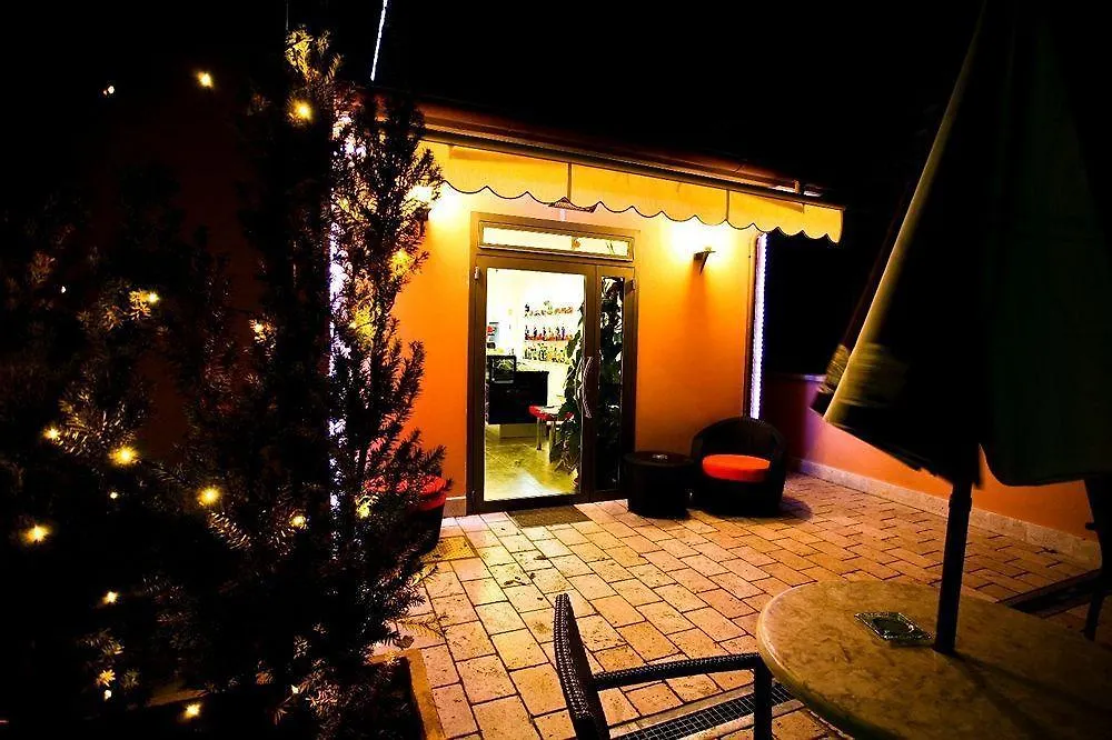 Hotel Il Monte Монте-Сан-Савино
